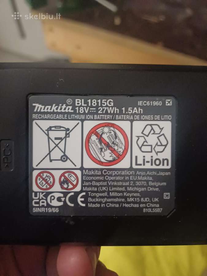 Makita "G" du akumuliatoriai 1,5ah ir pakrovejas - nuotraukos Nr. 4