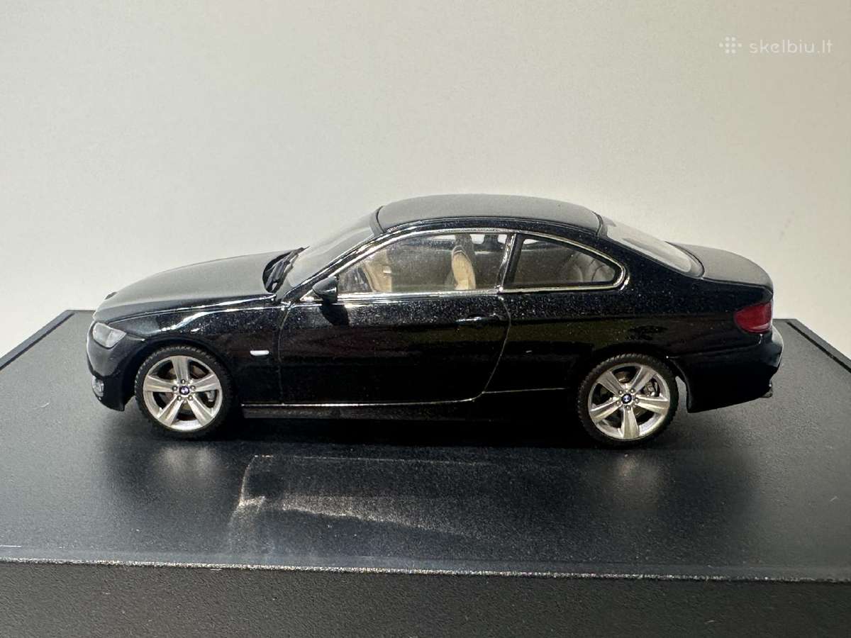 Bmw 3er Coupe E92 2006 juoda 1:43 Autoart - nuotraukos Nr. 4