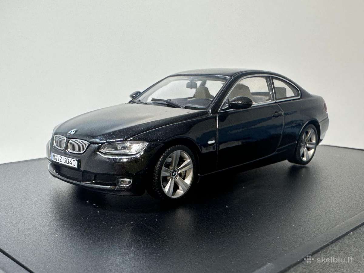 Bmw 3er Coupe E92 2006 juoda 1:43 Autoart - nuotraukos Nr. 5
