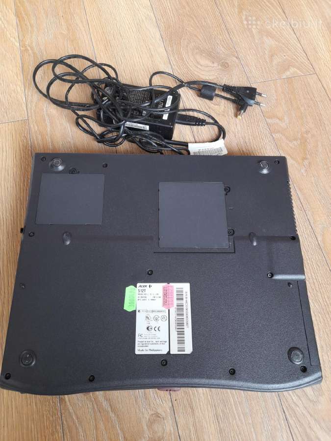 Asus Travelmate senovinis laptopas su floppy disk - nuotraukos Nr. 2