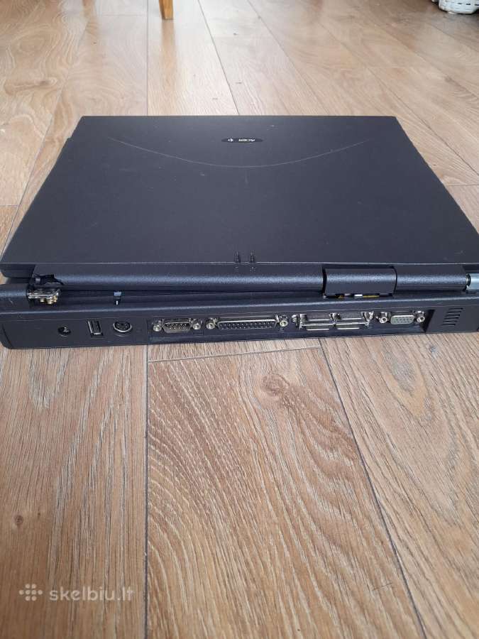 Asus Travelmate senovinis laptopas su floppy disk - nuotraukos Nr. 3