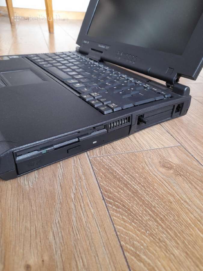 Asus Travelmate senovinis laptopas su floppy disk - nuotraukos Nr. 5