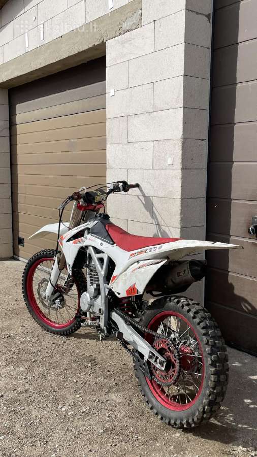 Krosinis 250cc - nuotraukos Nr. 4