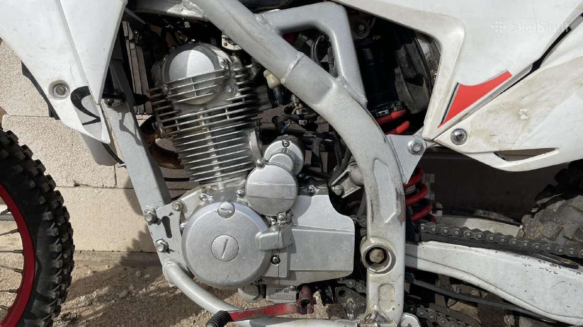 Krosinis 250cc - nuotraukos Nr. 8