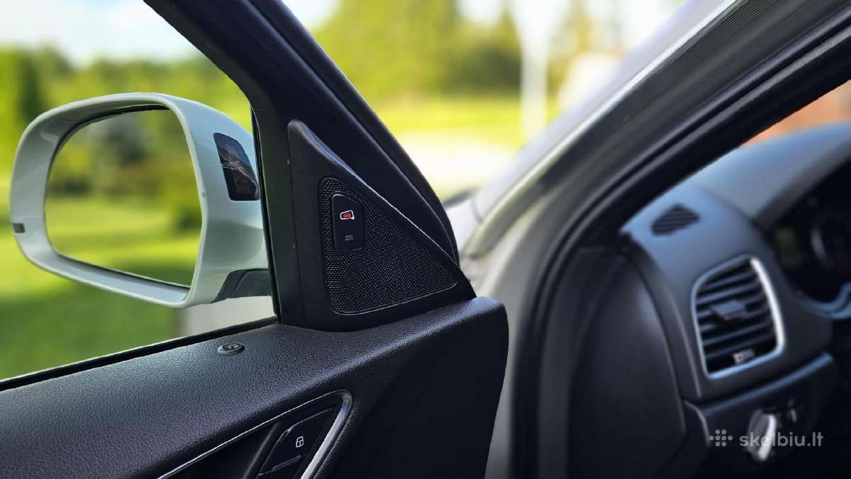 Audi Q3 2.0 benzinas - nuotraukos Nr. 12