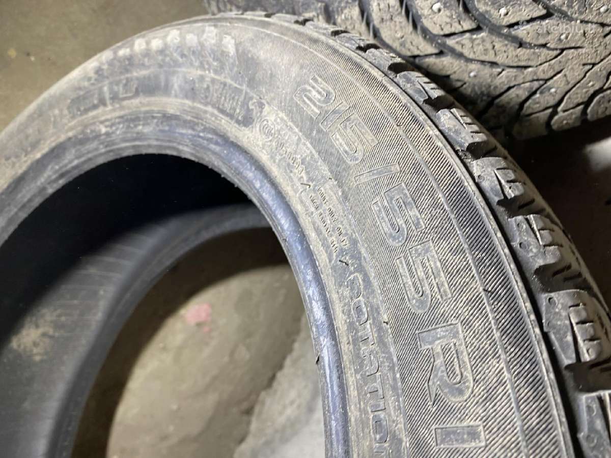 Nokian Hakkapeliitta 9 dygl. padangos 215/55r17 - nuotraukos Nr. 3