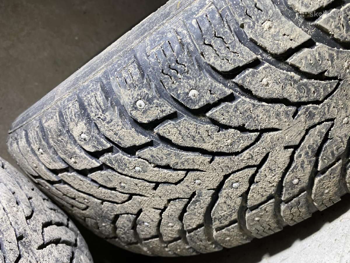 Nokian Hakkapeliitta 9 dygl. padangos 215/55r17 - nuotraukos Nr. 5