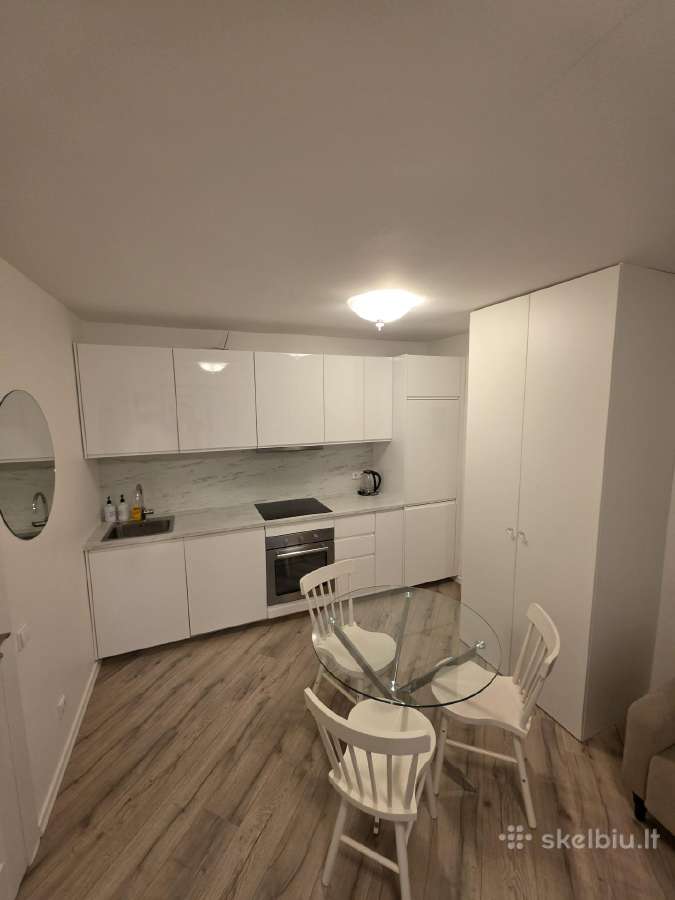 Puikus dviejų kambarių butas miesto centre - nuotraukos Nr. 3