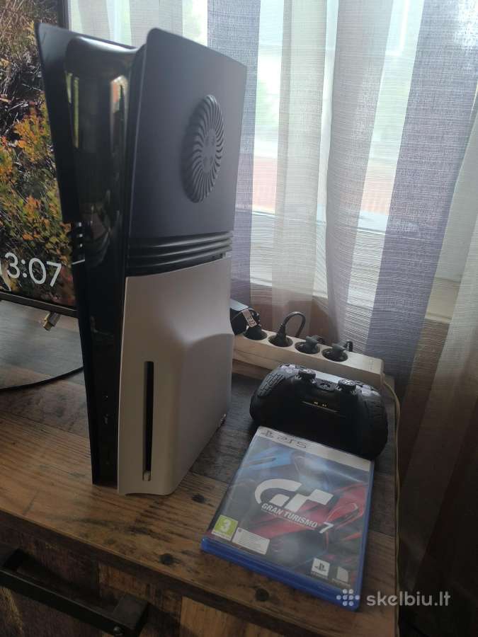 Playstation 5 Pro - nuotraukos Nr. 2