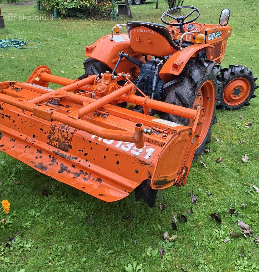 Parduodu traktorių Kubota - nuotraukos Nr. 6