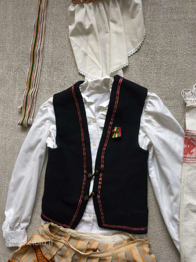 Lietuviškų tautinių rūbų komplektas (6 dalių) - nuotraukos Nr. 2