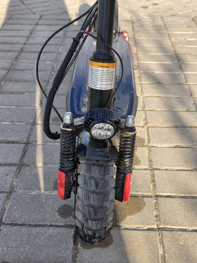 Tvirtas paspirtukas. Veikiantis. Su pakroveju. - nuotraukos Nr. 5