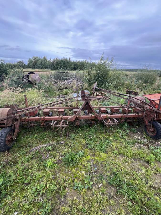 Įvairi Žemės ūkio technika - nuotraukos Nr. 3
