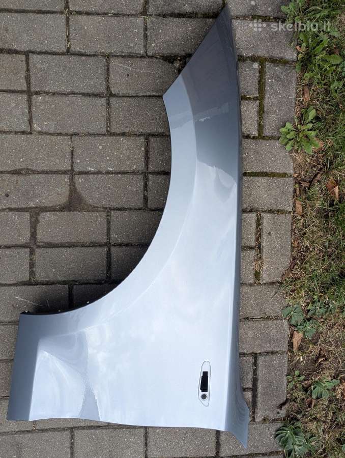 Parduodu nuo Bmw e87 kairės pusės sparnus - nuotraukos Nr. 2