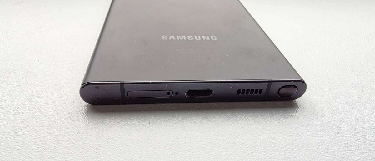 Parduodu Samsung Galaxy S22 Ultra 5G 512gb su def - nuotraukos Nr. 5