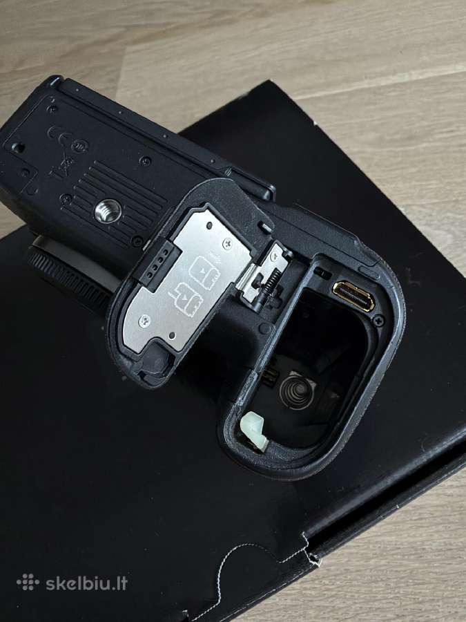 Canon R6 Mark II ieško naujų namų - nuotraukos Nr. 5