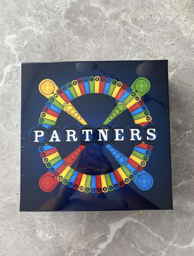 Stalo žaidimas Partners. - nuotraukos Nr. 2