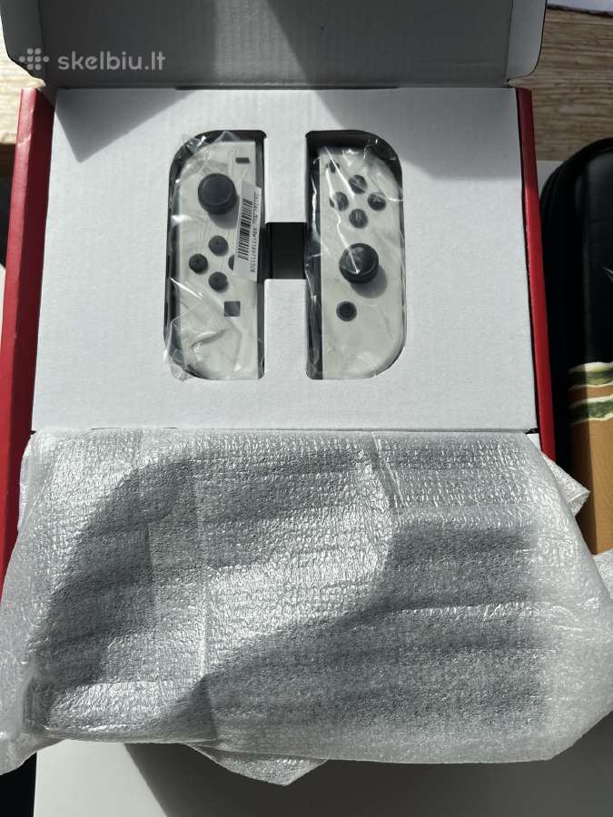 Nintendo Switch Oled 64 GB + zaidimai - nuotraukos Nr. 7