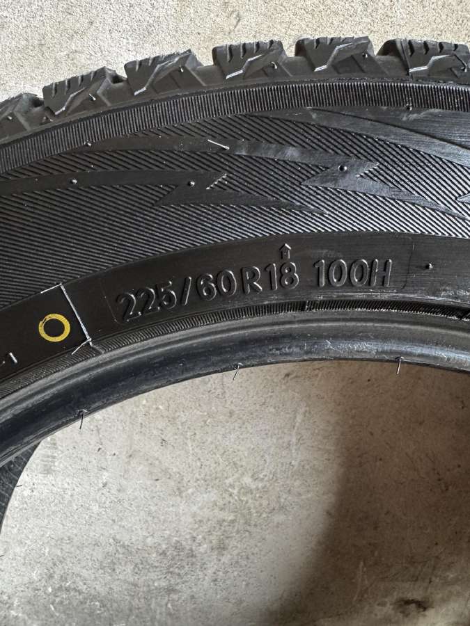 Žieminės padangos 225/60/r18 - nuotraukos Nr. 2