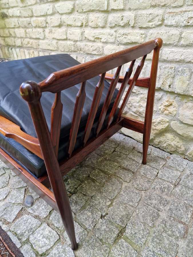 Vintažinis mid century palisandro masyvo fotelis - nuotraukos Nr. 8