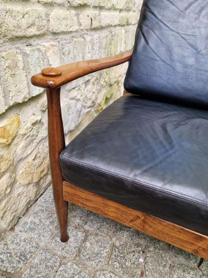 Vintažinis mid century palisandro masyvo fotelis - nuotraukos Nr. 10