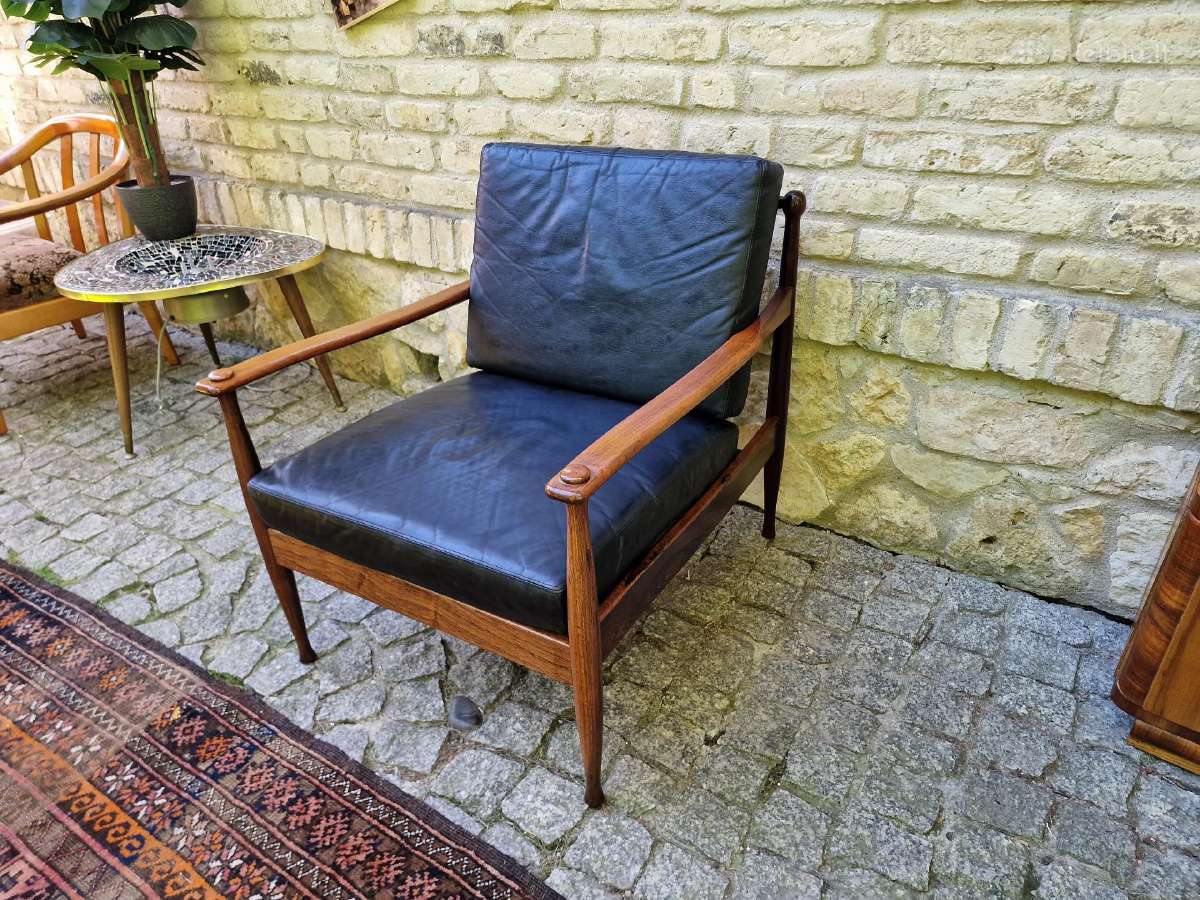 Vintažinis mid century palisandro masyvo fotelis - nuotraukos Nr. 23