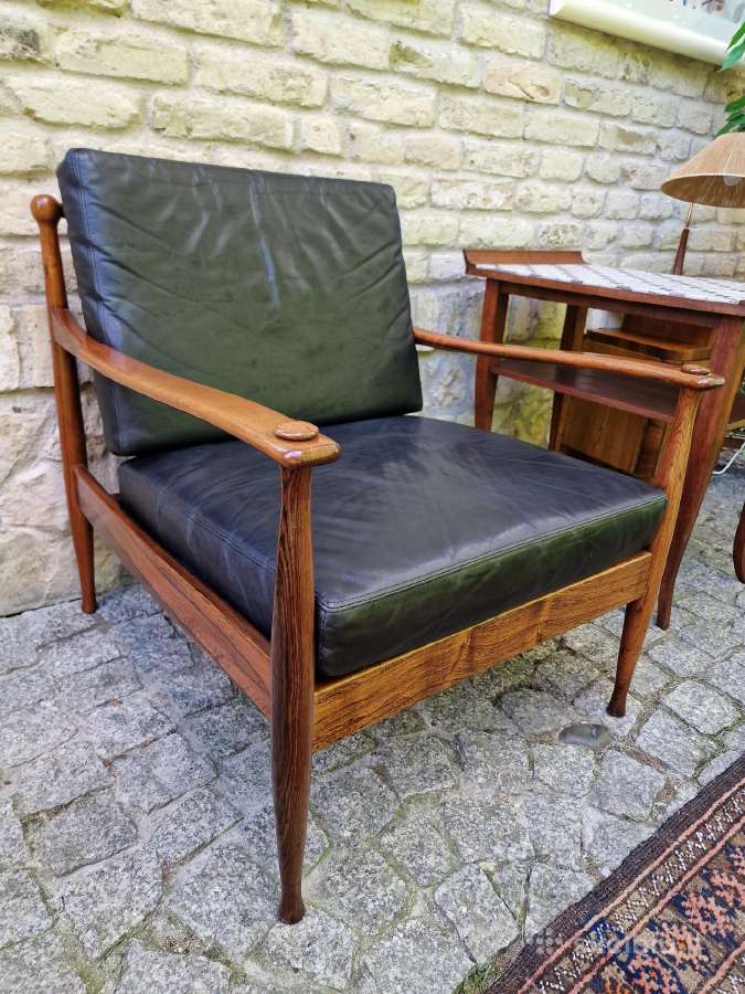 Vintažinis mid century palisandro masyvo fotelis - nuotraukos Nr. 33