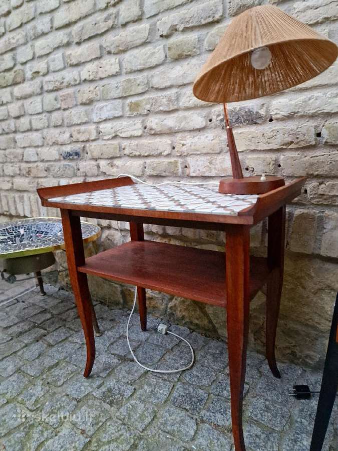 Vintažinė mid century raudonmedžio konsolė - nuotraukos Nr. 2