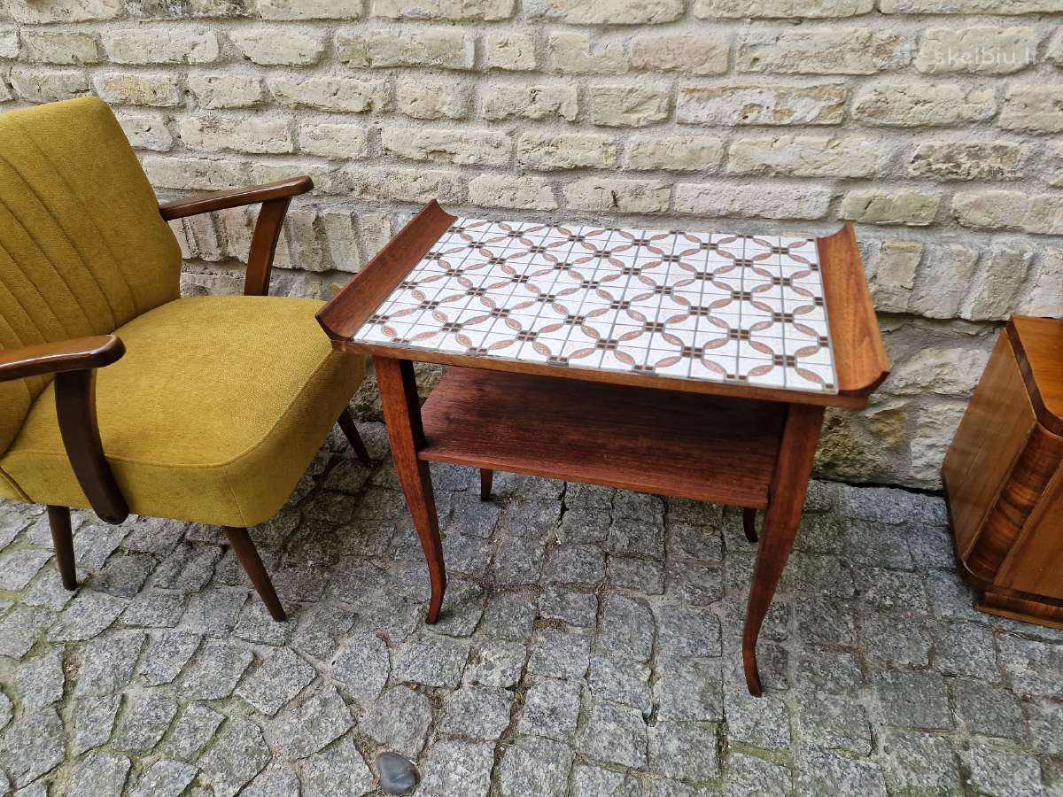 Vintažinė mid century raudonmedžio konsolė - nuotraukos Nr. 20