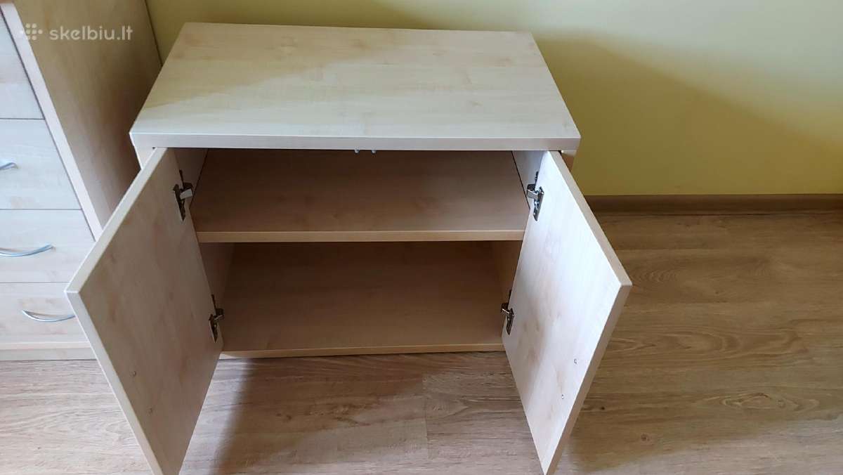 Mažesnė komodėlė šviesaus klevo spalvos - nuotraukos Nr. 2