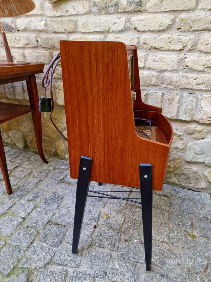 Vintažinė mid century tikmedžio radija su patefonu - nuotraukos Nr. 8