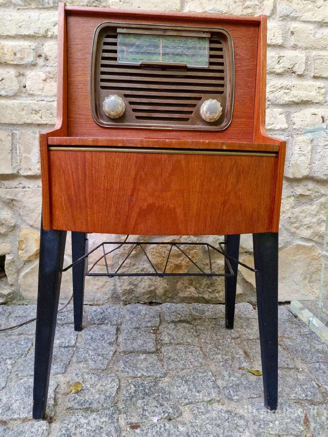 Vintažinė mid century tikmedžio radija su patefonu - nuotraukos Nr. 15