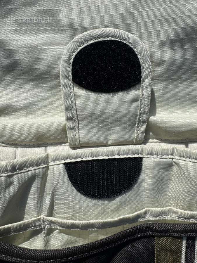 Crumpler rankinė su minkšta kišene kompiuteriui - nuotraukos Nr. 9