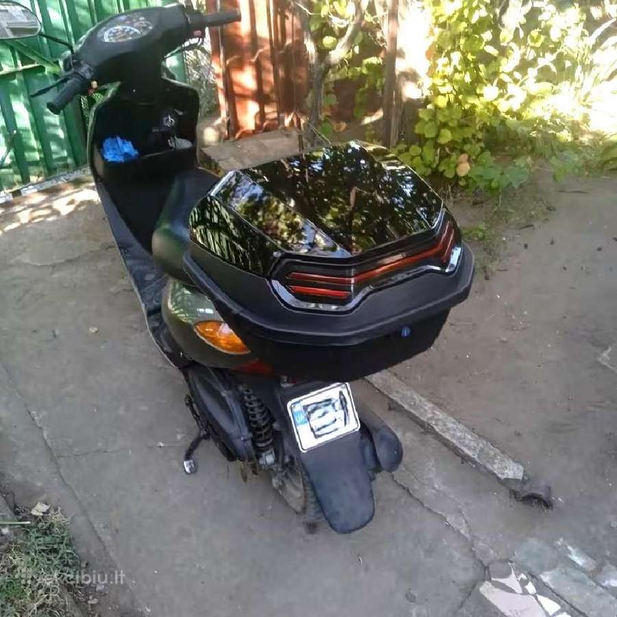 Motociklo, mopedo. dviračio kietas dėklas su užrak - nuotraukos Nr. 2
