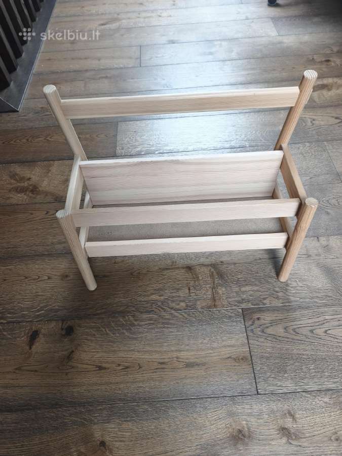 Knygu stovas Ikea Flisat - nuotraukos Nr. 3