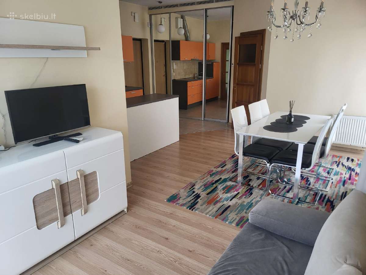 Butas su dvigubu garazu Užliedziuose - nuotraukos Nr. 4