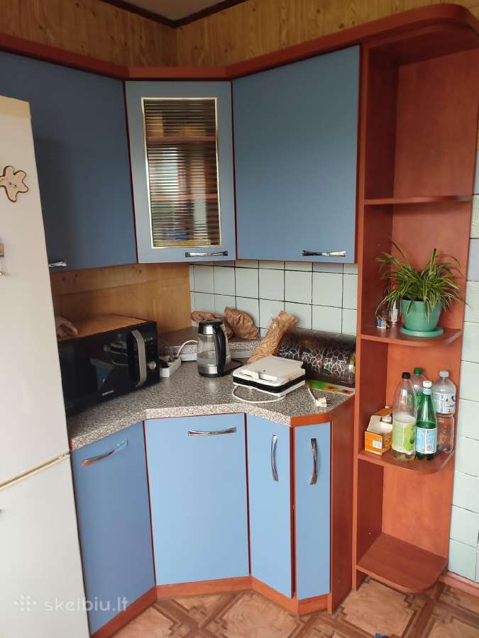 Skubiai parduodu geros būklės virtuvinį komplektą - nuotraukos Nr. 4