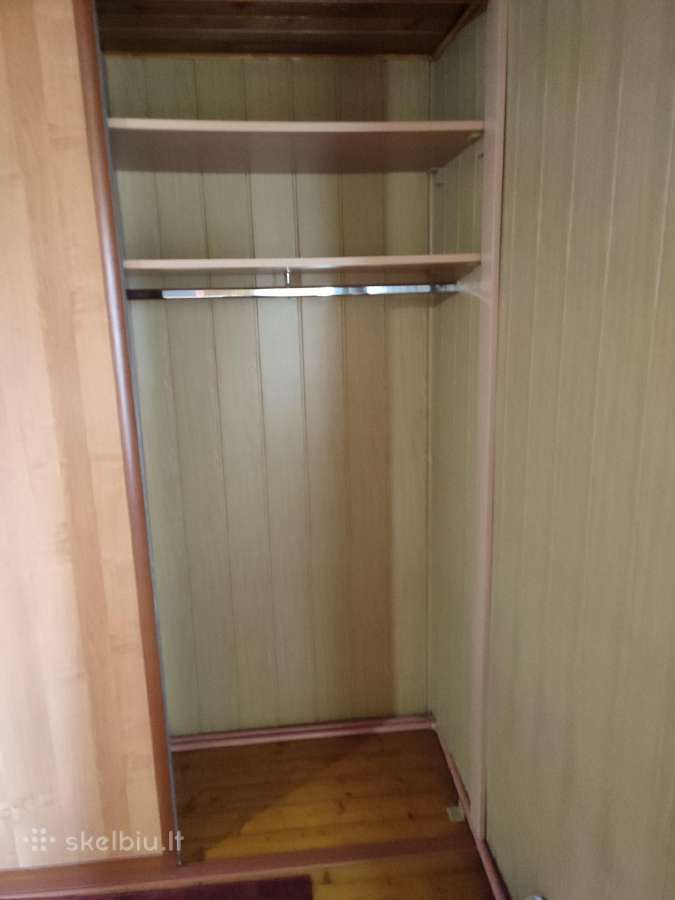 Skubiai parduodu geros būklės spintą - nuotraukos Nr. 3