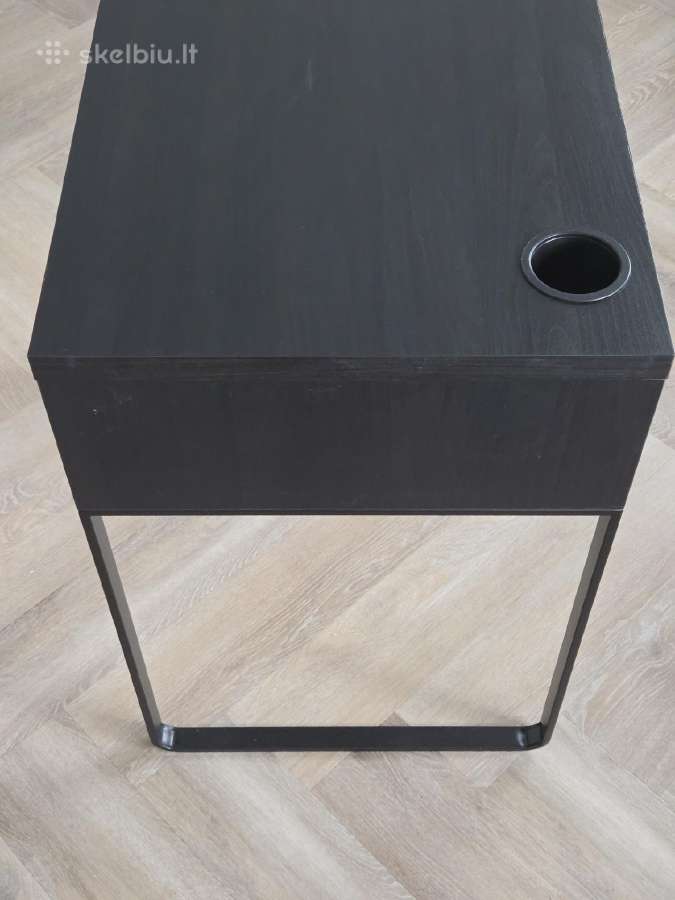 Ikea stalas Micke - nuotraukos Nr. 3