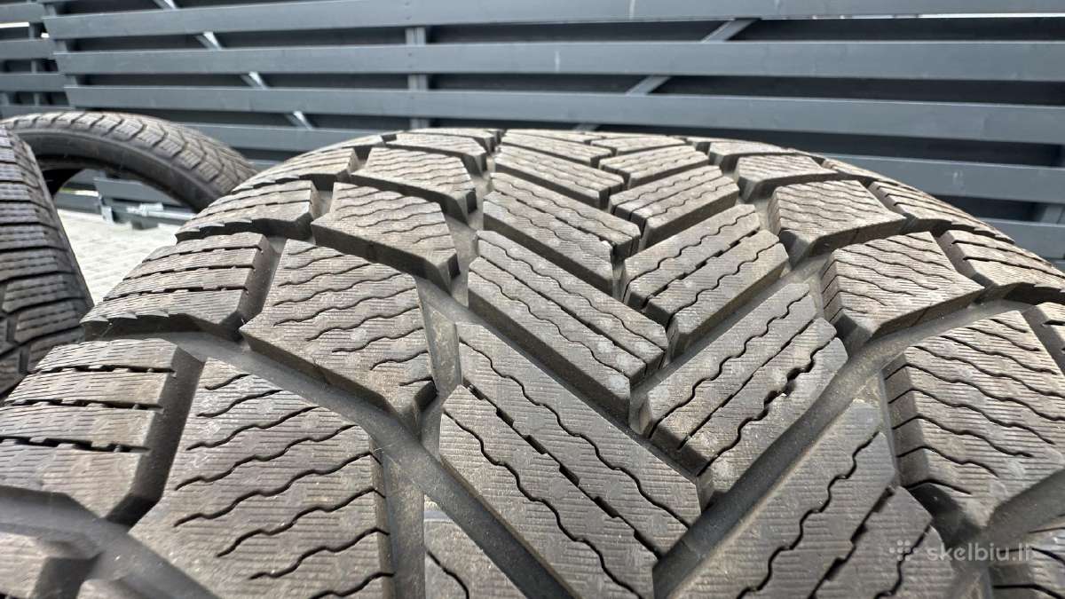 Michelin X-ice Snow R20 245/40 + 275/35, 2025 m. - nuotraukos Nr. 4