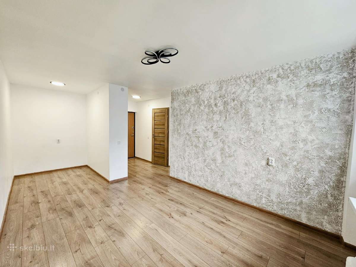 Naujai įrengtas butas su balkonu centre - nuotraukos Nr. 4