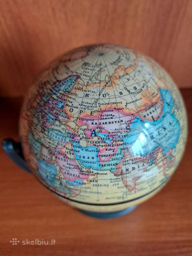 Gaublys nedidelis sukasi į visas puses - nuotraukos Nr. 2