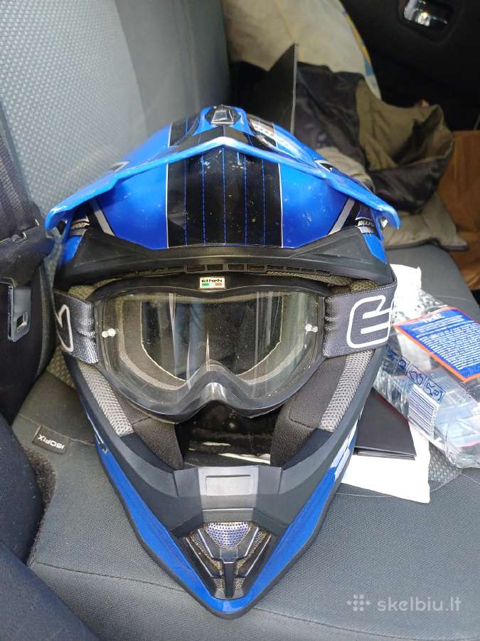 Parduodamas Keturačio Enduro Supermoto šalmas - nuotraukos Nr. 2
