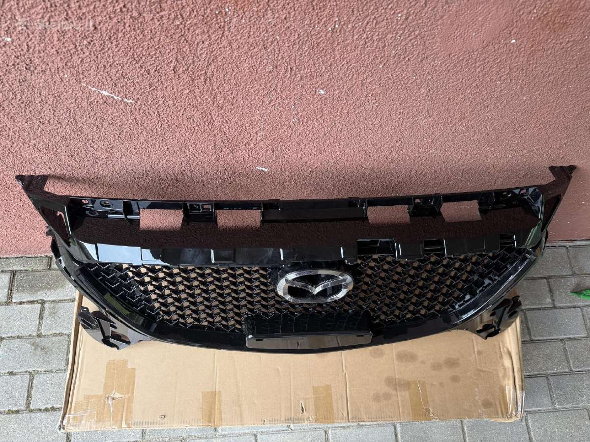 Mazda 3 2017-2019 Honeycomb grotelės - nuotraukos Nr. 2