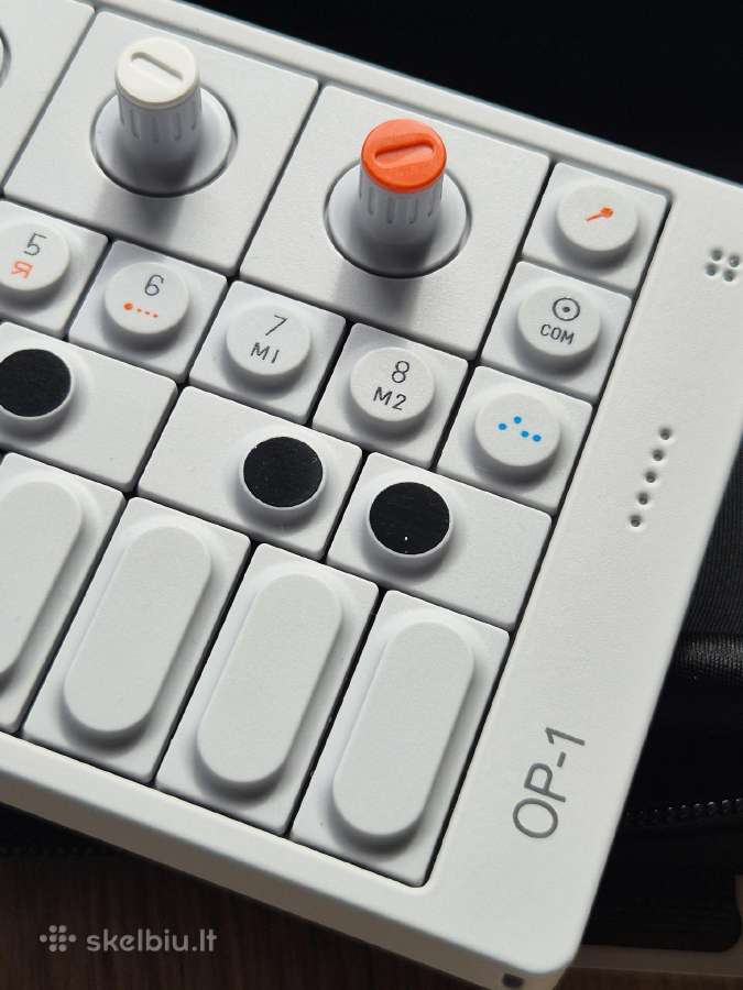 Teenage Engineering Op1 Rev. 2 + originalus dėkla - nuotraukos Nr. 2