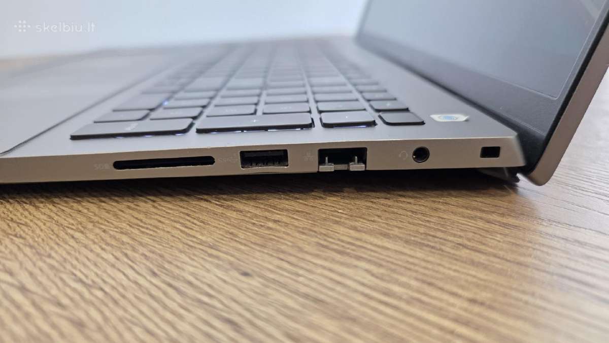 Dell 16" Ryzen 5 5625u 16gb RAM - nuotraukos Nr. 3