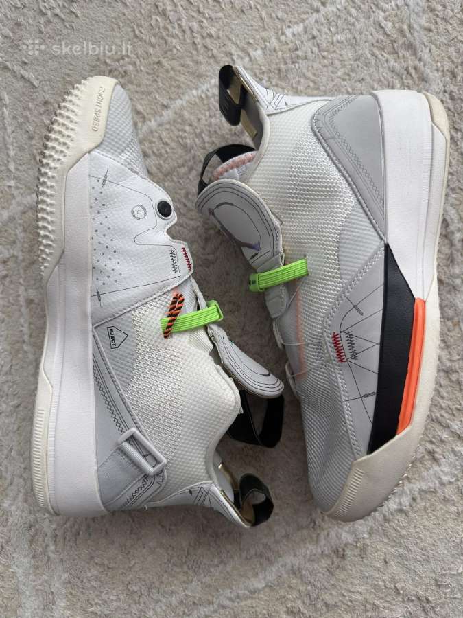 Jordan 33 / XxxIII Vast Grey - nuotraukos Nr. 2