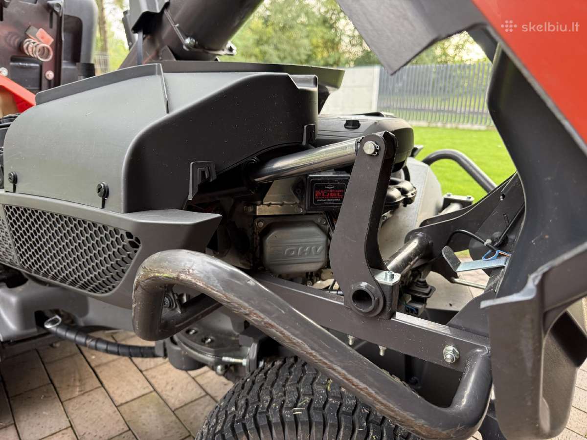Husqvarna RC 320ts Awd - Rider su bunkeriu - nuotraukos Nr. 13