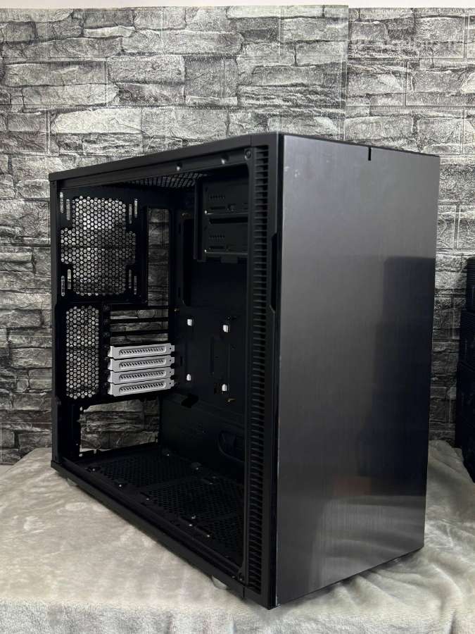 Korpusai: Nzxt, Fractal Design, Asus, Corsair - nuotraukos Nr. 3