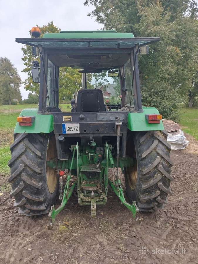 Traktorius John Deere 2250 - nuotraukos Nr. 5